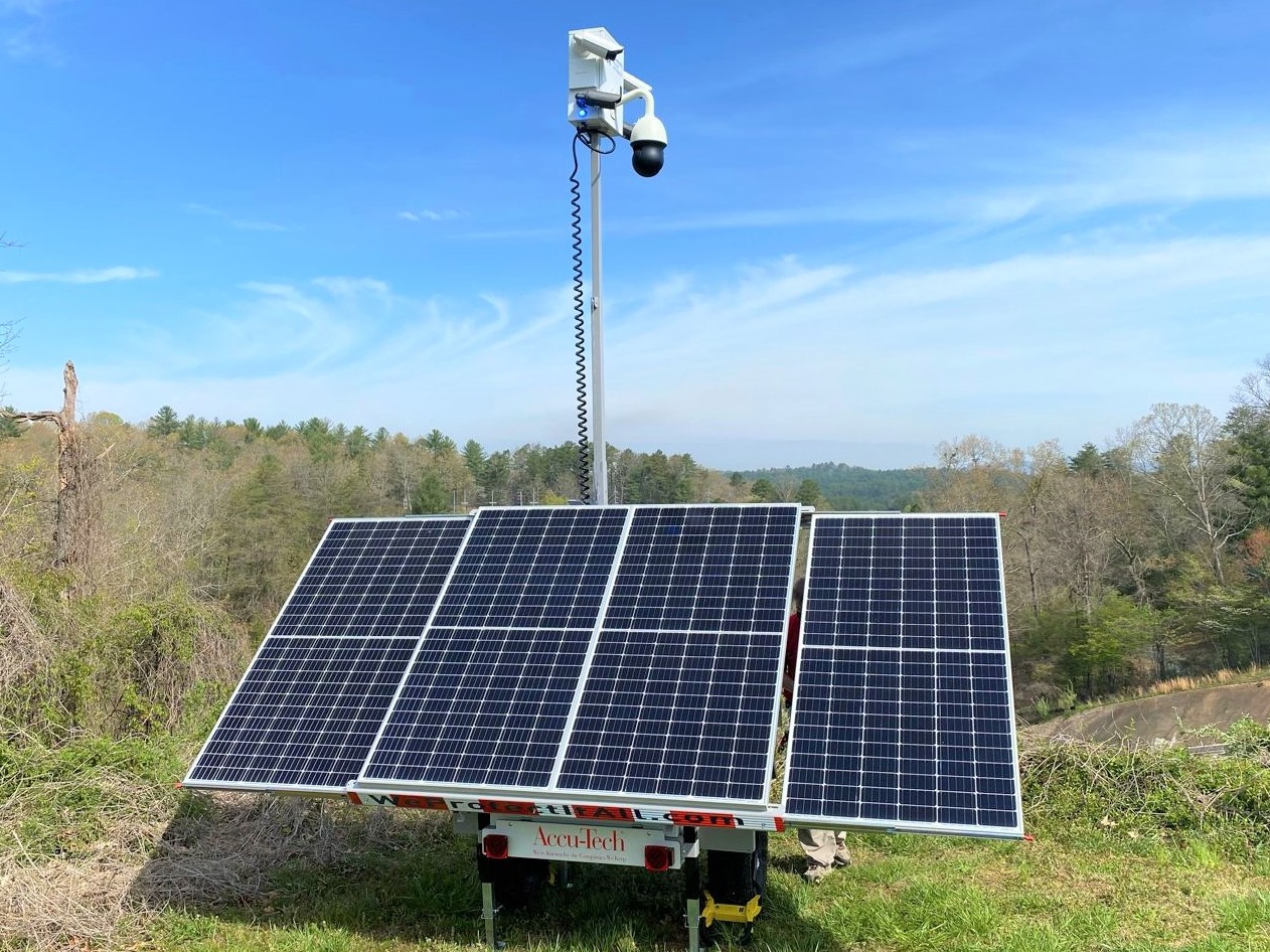 Solar surveillance trailer